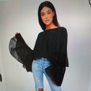 Never worn flowy Lulu’s black sheer top